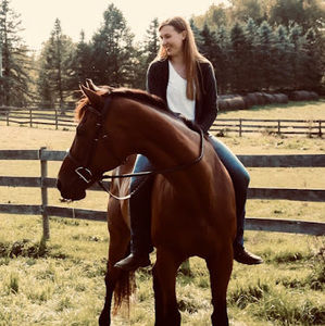 Meet your Posher, Isabelle